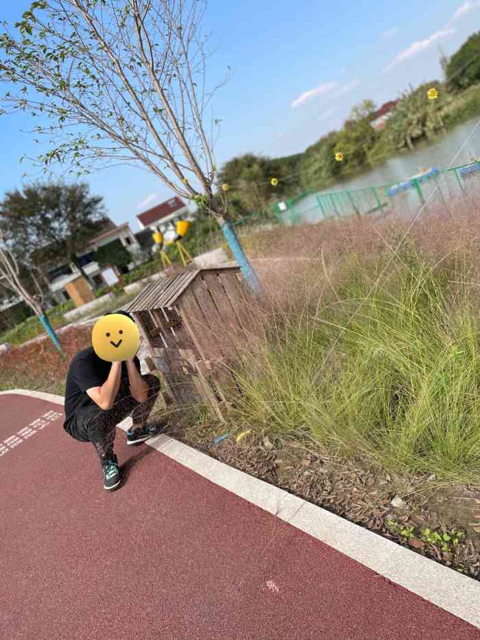 永红烧烤乐园-"朋友推荐去的,地方不是很好找到,烧烤一个.