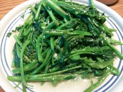 蒜蓉空心菜-云海肴·汽锅鸡·云南菜(天山百盛优客店)