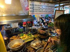 -六合夜市
