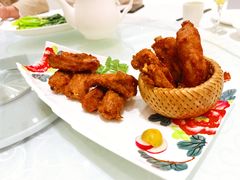 金牌蒜香排骨-谢先生酒店·椒宴集(沙湖店)