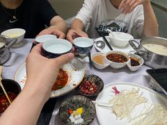 -红鼎豆捞·非遗鲍皇汤火锅(宝丰路店)