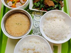 -老乡鸡(武汉中南梅苑小区地铁站店)