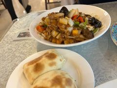 -汗腾格里·风味餐厅(新疆驻京办店)