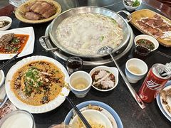 -老来福·非遗酸汤兔(凯旋路店)