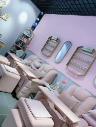 -花系美·美甲美睫精品店