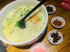 秀才米线-茶花妹子云南餐厅(北大店)