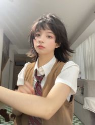 -BULB STUDIO 巴柏明星发型工作室