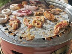 -允辛家·自助泥炉烤肉(九亭店)
