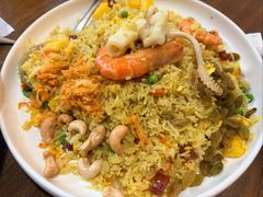 菠萝海鲜炒饭-有嘢食私房菜(西关新天地店)