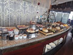 -怡豪大饭店·银顶旋转餐厅