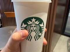 -星巴克(上海虹桥新天地二店)