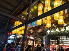 -八一路好吃街(雨田商务大厦店)