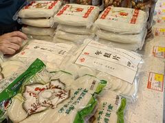 -慈城服务区-停车场