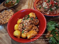 -拐枣巷小串串(财大店)