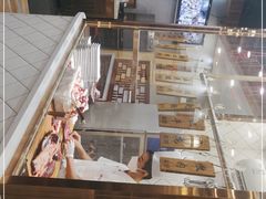 面包甜点陈列柜-鲜锦记潮汕牛肉火锅(月坛店)