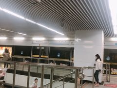 -东方体育中心(地铁站)