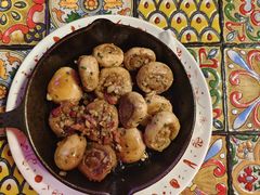 香煎小蘑菇-BROWNSTONE布朗石西班牙餐厅(富城店)