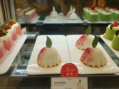 -罗森尼娜(德思勤店)