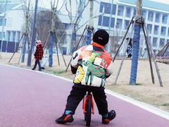 -八爪矩阵极限运动馆·儿童平衡车·感统训练(南海子公园校区)