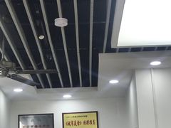 大堂-鸡鸣汤包(广东路店)