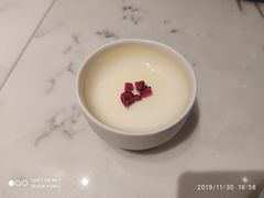 -泓历皇朝酒店(东亭店)