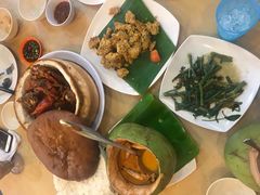-大树下海鲜饭店