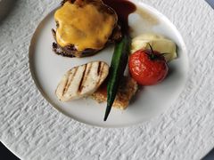 安格斯牛排7分熟-Kathleen's Waitan 凯圣琳江景西餐厅(外滩店)