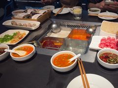-海底捞火锅智慧餐厅(中骏世界城店)