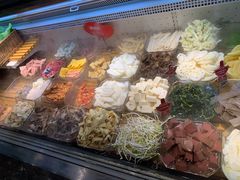 -成都你六姐·牛肉冒菜(上海环宇荟店)