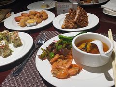 -小天鹅戴斯酒店鲸鲨百汇创作料理