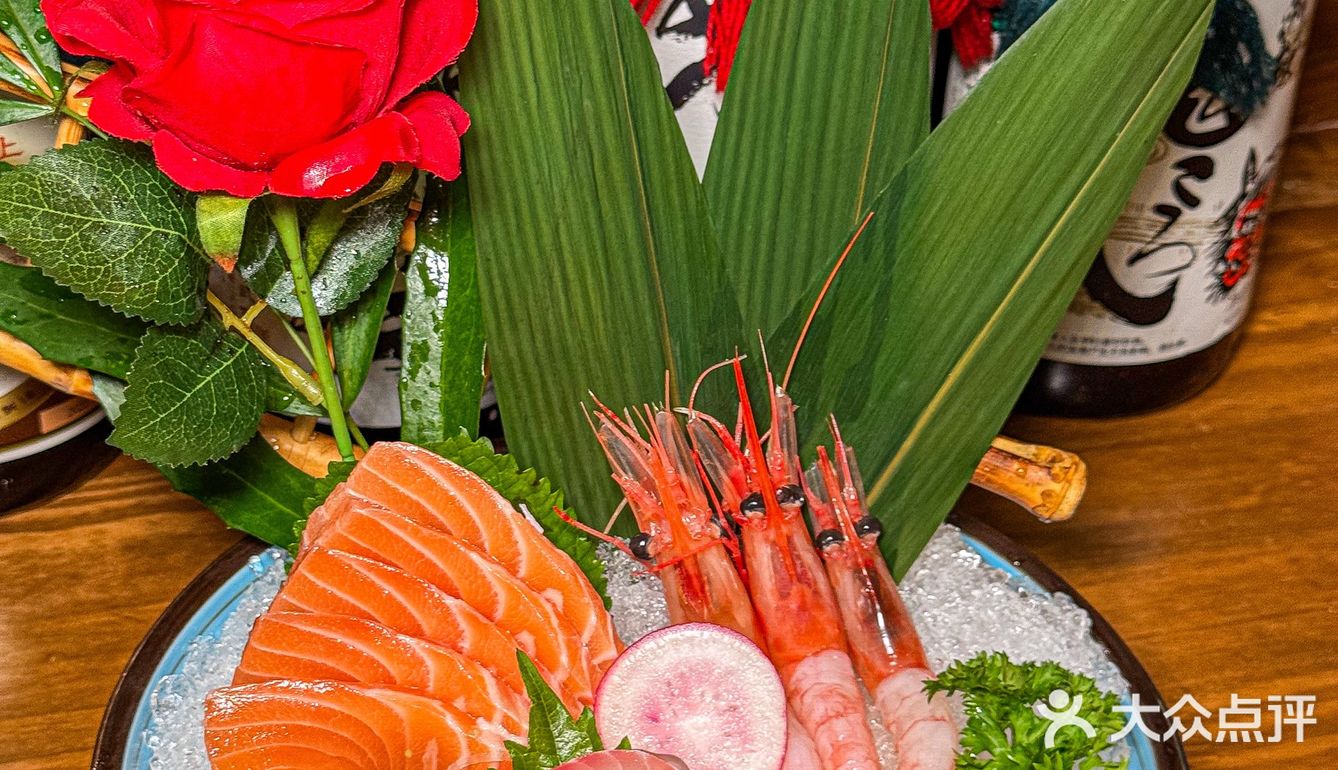 下班后的治愈时刻，被这家烧鸟酒场的江景美到了