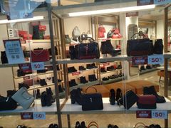 -华润万家(长安路店)