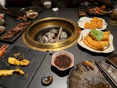 -铭牛烧肉·和牛海鲜自助(高新月牙湖店)