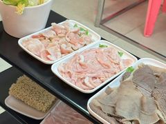 -胡须佬鸡煲四季火锅店(石厦西村直营店)