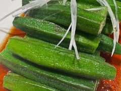 -小河公主秘制烤羊腿(小绿谷店)