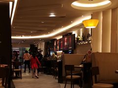 -必胜客(WOW中心城店)