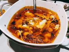 沸腾水煮鱼-新沸腾鱼乡(世贸天阶店)