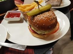 -WOLFGANG PUCK KITCHEN & BAR(迪士尼小镇店)