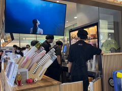 -霸王茶姬(上海静安大悦城店)