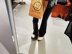 -Hollister(天环广场店)