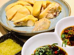 -余欢领鲜火锅(新街口店)