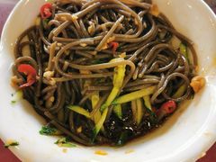 酸辣蕨根粉丝-老虎土菜馆·农家土菜