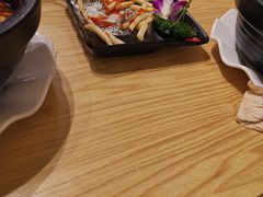 -花馬肆.云南过桥米线(汉神购物广场现场熬汤店)