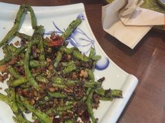 -川流不息·地道川菜·小龙虾(松东路店)