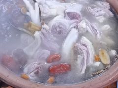 -威邵鸡煲(西华路总店)