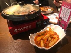 辣白菜炒年糕-汉米达特色料理餐厅(郴州友阿国际广场店)
