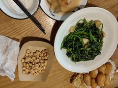 -董厨煨汤馆(车站路店)