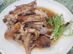 -鹏城人家海鲜酒家·23年老字号(较场尾店)
