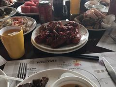 -荣誉国际酒店-云顶旋转餐厅