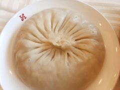蟹黄汤包-怡园饭店-餐厅(四望亭店)